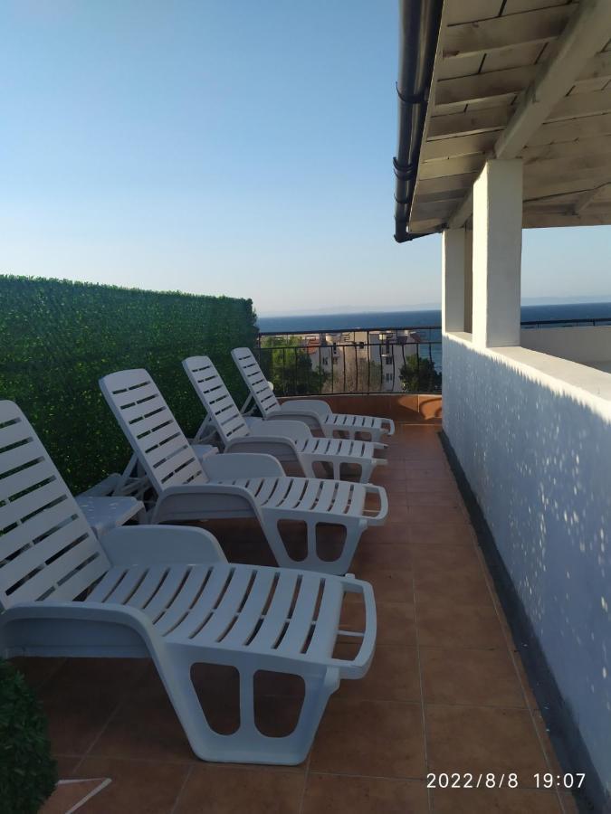 Denz Hotel Chernomorets Exterior foto